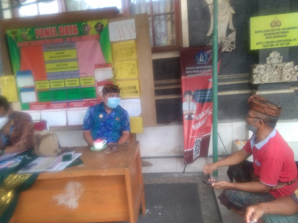 Pelayanan PTSL Bagi Masyarakat Desa Bongkasa